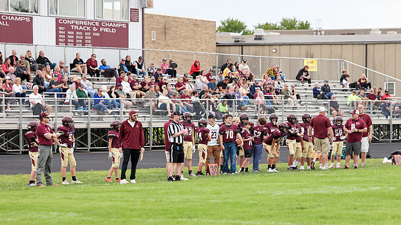 9-15-26 Omro Foxes vs. Mayville (1068)