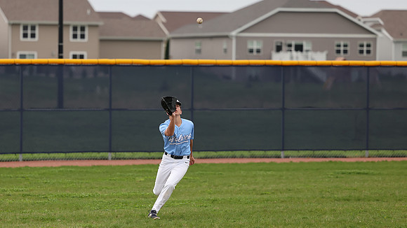21 Jacob Holland  (2)