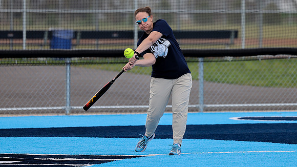 Coach Erin Weber  (2)