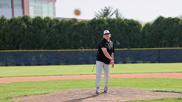 Coach Aaron Schmidt  (6)