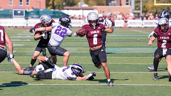 6 Najeh Mitchell (24)
