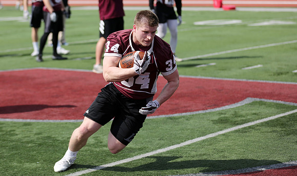 1 UWL 2018 Spring Practice  (42)