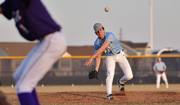 21 Jacob Holland  (35)
