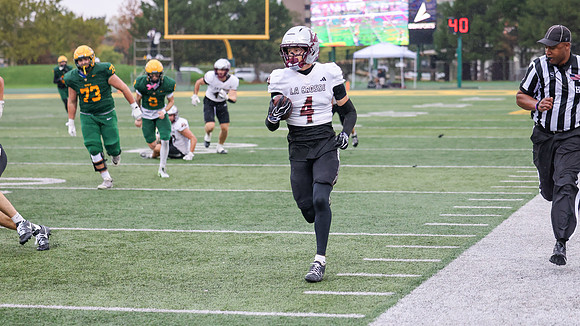 4 Jake Bova (19)