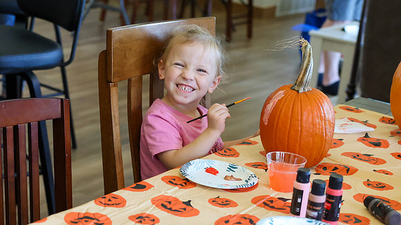 10-11-26 PUMPKI CARVING & Coloring (6)