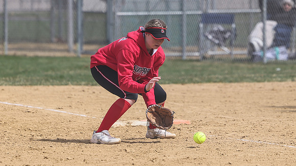 4-22-23 VARSITY vs. Wisconsin Rapids   (27)