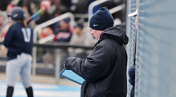 Coach Statictioner Sadie Brown  (2)