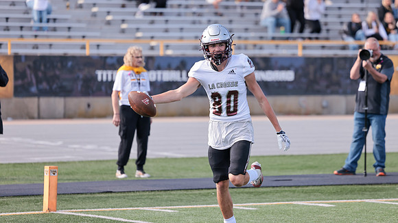80 Luke Gardner (47)