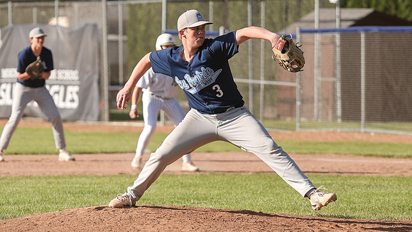 3 Austin Adamowski (7)