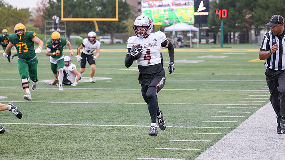 4 Jake Bova (18)