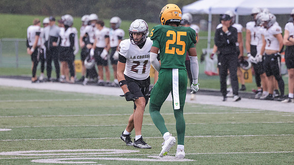 21 Colin Meininger (2)