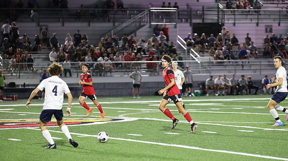 8 Landon Holmen (11)