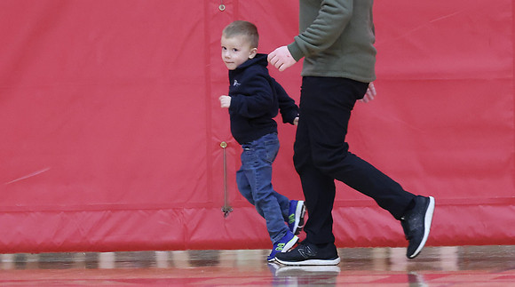 1-4-24 At Sun Prairie HS Basketball game (17)