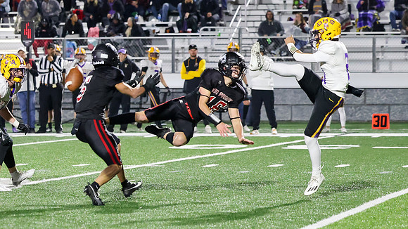 10-18-24 VARSITY vs. DeForest (208)