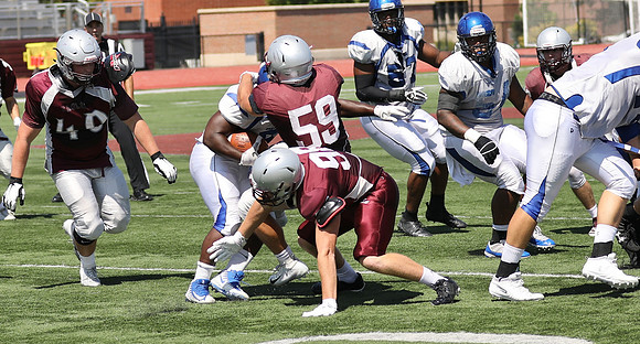 3 UWL 2018 Pre Season Scrmmage vs. U of Dubuque  (42)