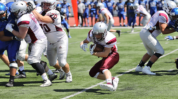 3 UWL 2018 Pre Season Scrmmage vs. U of Dubuque  (166)
