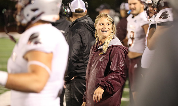 COACH Kelly Cline   (23)