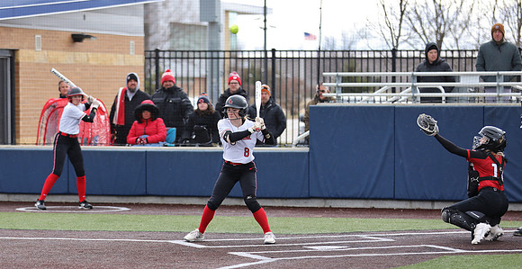 4-6-22 VARSITY vs. Madison La Follette at Madison College   (31)