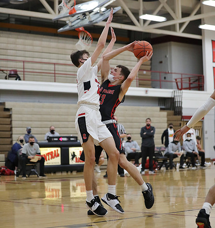 13 Cole Hansen vs. La Crosse Central  (19)
