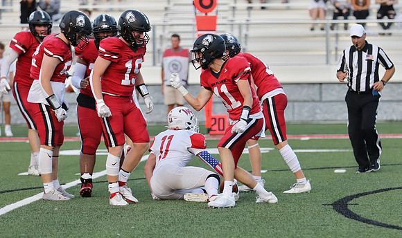 11 Evan Richmond  (16)