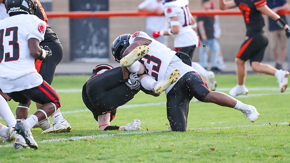 23 Marcus Rowe (9)