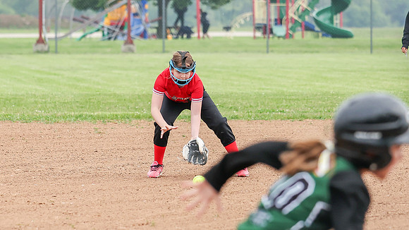 6-10-25 Ariella Softball Game (17)