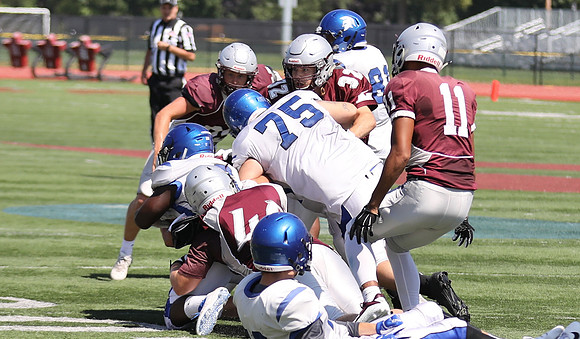 3 UWL 2018 Pre Season Scrmmage vs. U of Dubuque  (38)