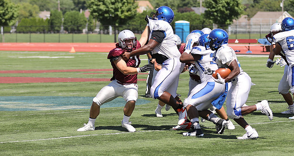 3 UWL 2018 Pre Season Scrmmage vs. U of Dubuque  (218)
