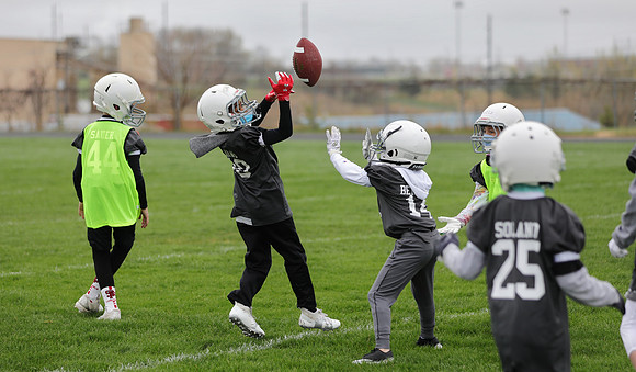 4-11-21 4th Grade A vs. 4th Grade B  (47)