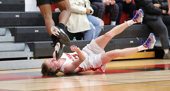 1-20-23 VARSITY v. Madison East  (33)