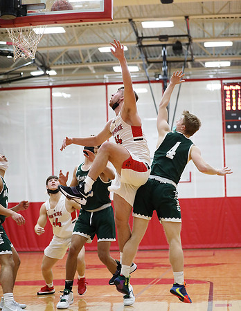 14 Ben Olson (134)