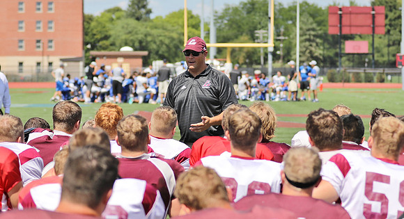 3 UWL 2018 Pre Season Scrmmage vs. U of Dubuque  (223)