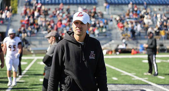 Coach Michael Zwiefel (5)