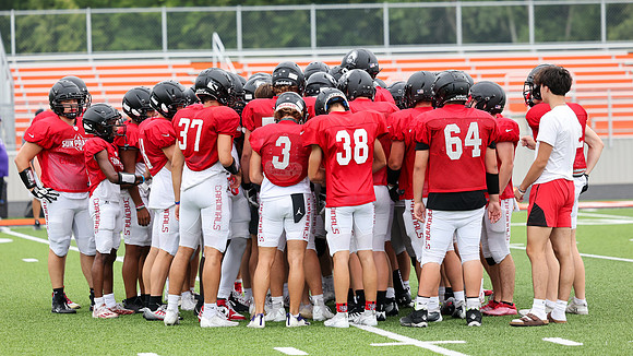 8-11-23 Varsity Scrimmage vs. Stoughton, Kettle Morain, Grafton  (10)
