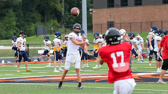 8-11-23 Varsity Scrimmage vs. Stoughton, Kettle Morain, Grafton  (17)