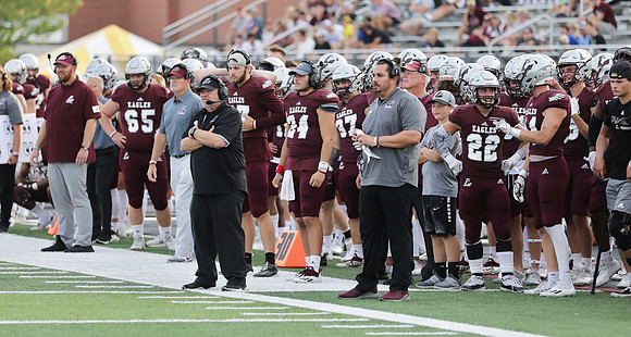 Coach Mike Anderson  (4)
