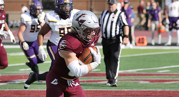 6 Joey Stutzman (33)