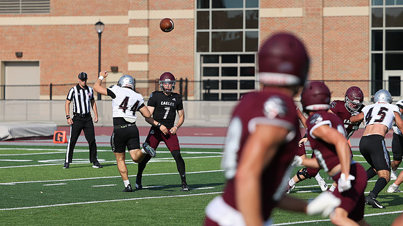 8-19-23 EAGLES Scrimmage   (9)