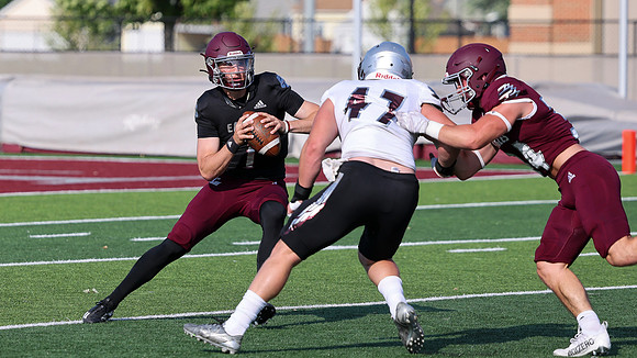 8-19-23 EAGLES Scrimmage   (10)