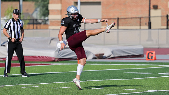 8-19-23 EAGLES Scrimmage   (17)