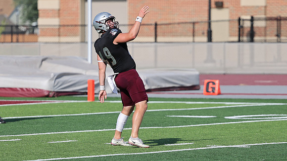 8-19-23 EAGLES Scrimmage   (20)