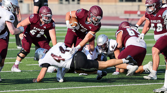 8-19-23 EAGLES Scrimmage   (51)