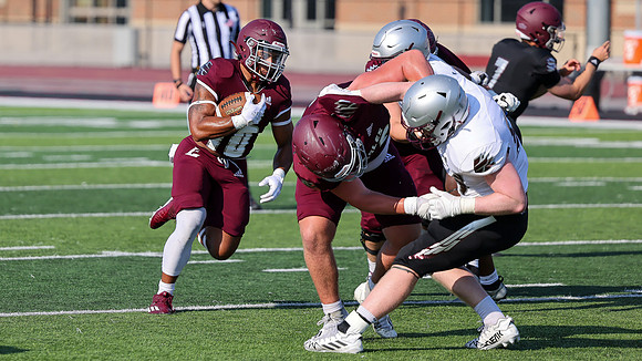 8-19-23 EAGLES Scrimmage   (60)