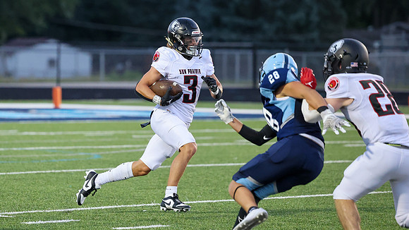 3 Connor Stauff (40)