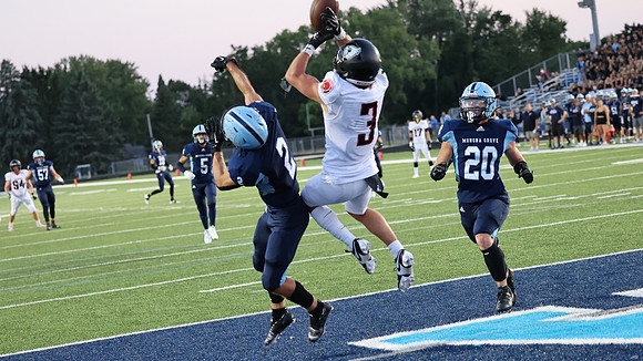 3 Connor Stauff (44)