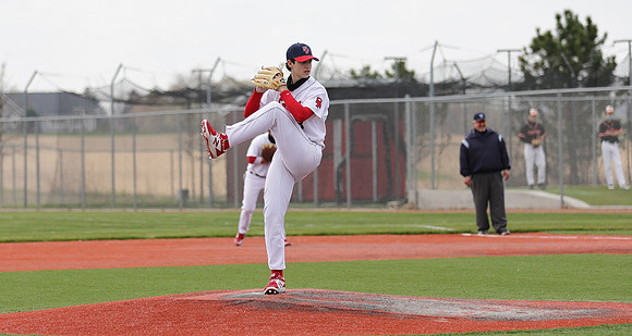 18 Ethan Petsch (9)