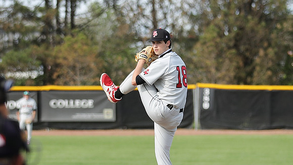 18 Ethan Petsch (31)