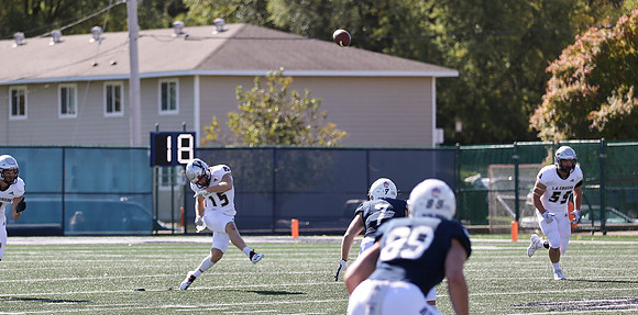 15 Ryan Bierne (49)