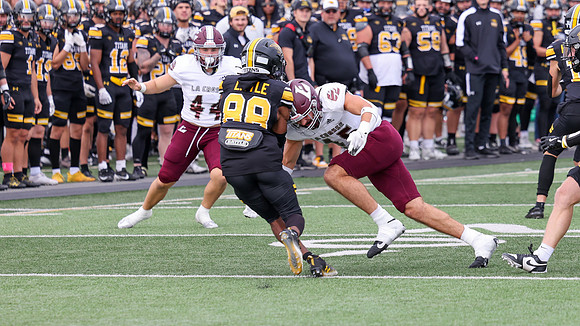 45 Aaron Winters (2)