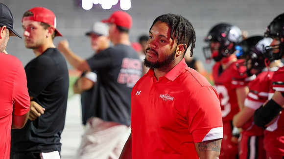 Coach Khalan Coleman  (1)